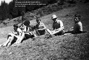 COLO JEUNE FRANCE Sur le pre du Ru